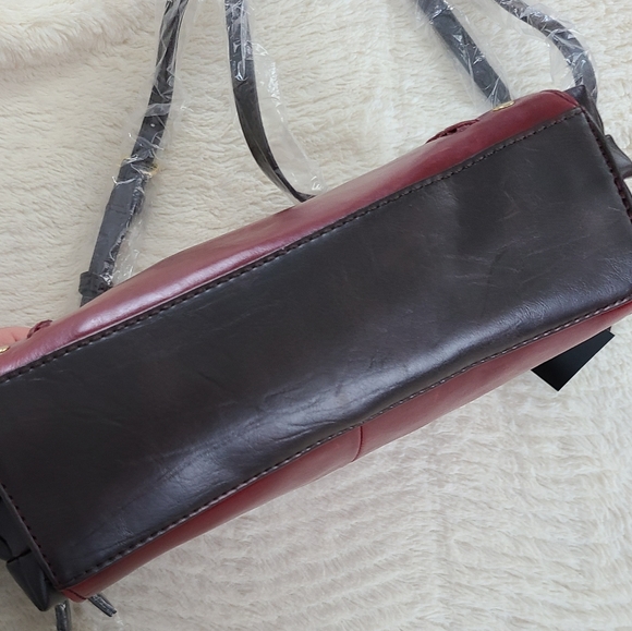 Tignanello Mojave Crossbody bag - Picture 3 of 8